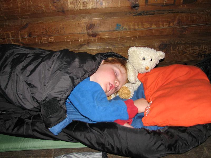 IMG_5660.JPG - Mai sover (dybt)