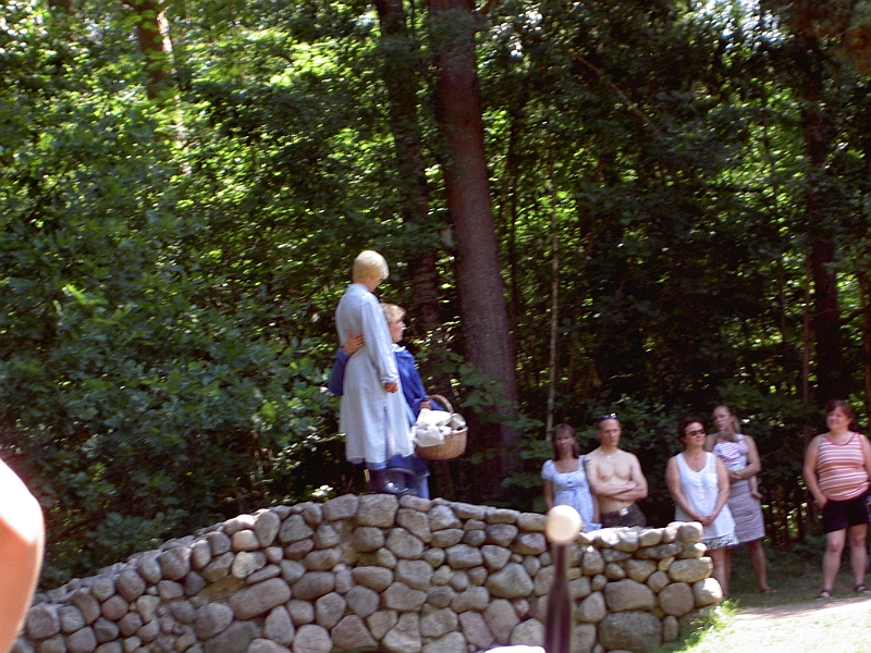PICT6189.JPG - Brødrene Løvehjerte - Karl (Tvebak) er lige kommet til Nangijala