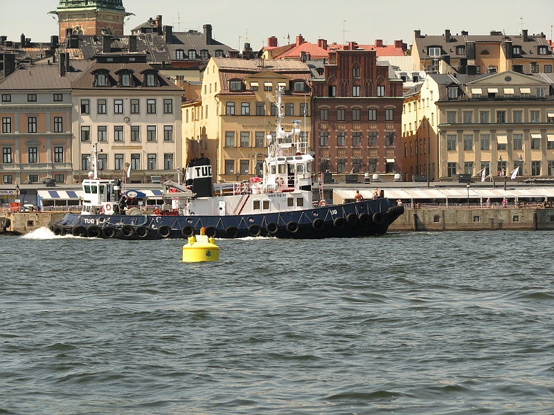 IMG_8275.JPG - En lille slæbebåd